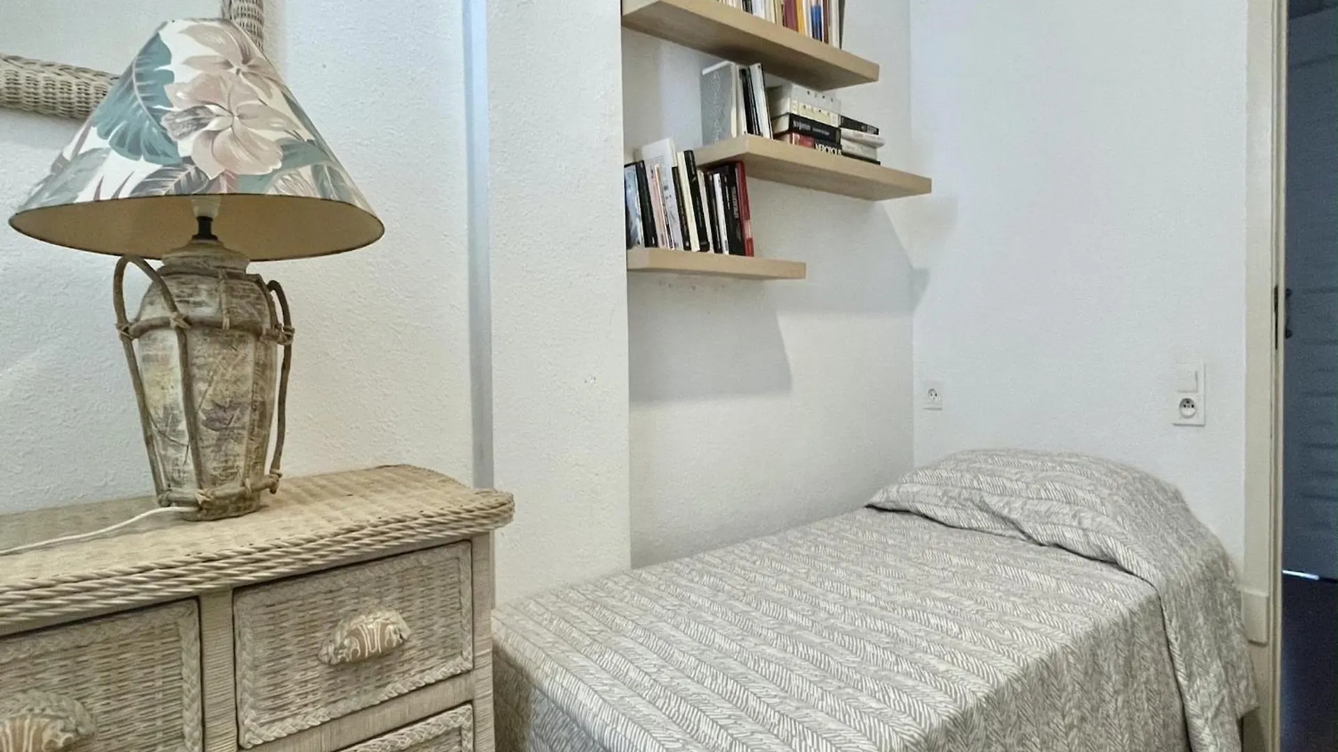 The Apartment In Estartit L'Estartit 0*,
